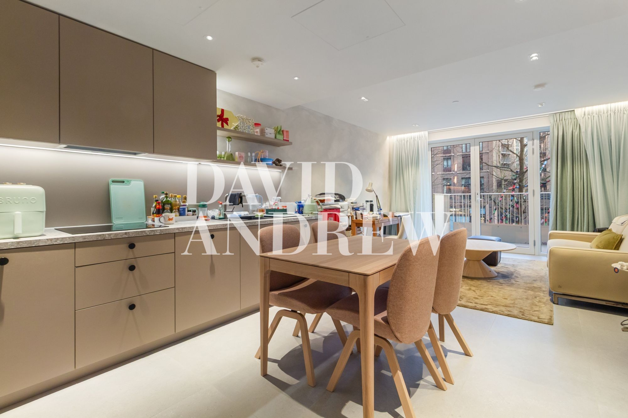 Images for Lewis Cubitt Park, Capella Court, N1C EAID:2092695728 BID:03b1b085-2c4d-4c75-8eea-20939b8639ac