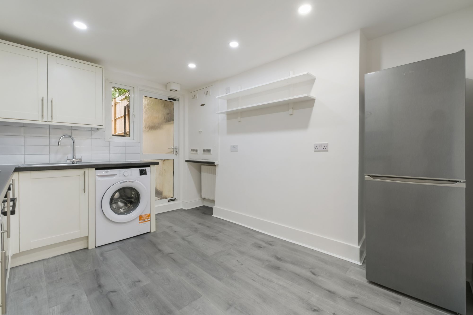 Images for Hanley Road, London, N4 EAID:2092695728 BID:d78cdad6-8851-45ca-b966-38a91e6bb6bf