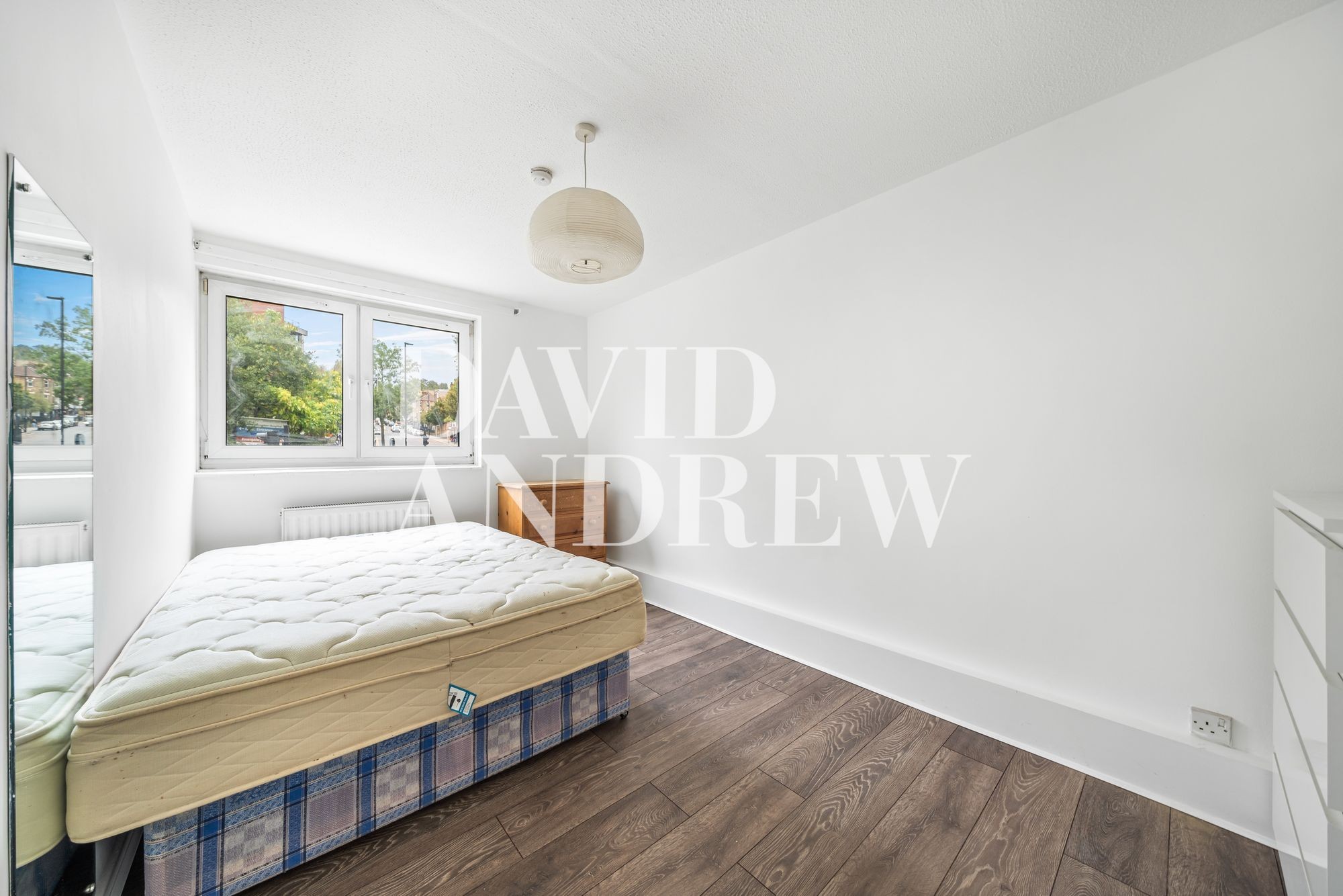 Images for Salisbury Walk, London, N19 EAID:2092695728 BID:a6721746-bd1f-4561-86df-c186f35b52e2