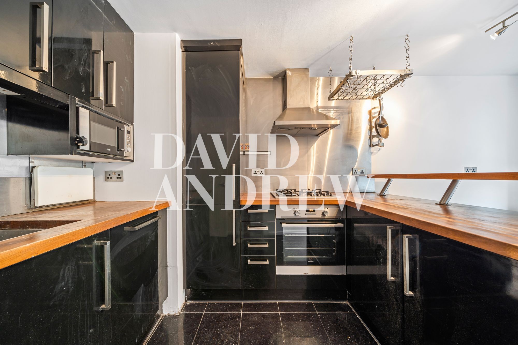 Images for Salisbury Walk, London, N19 EAID:2092695728 BID:a6721746-bd1f-4561-86df-c186f35b52e2
