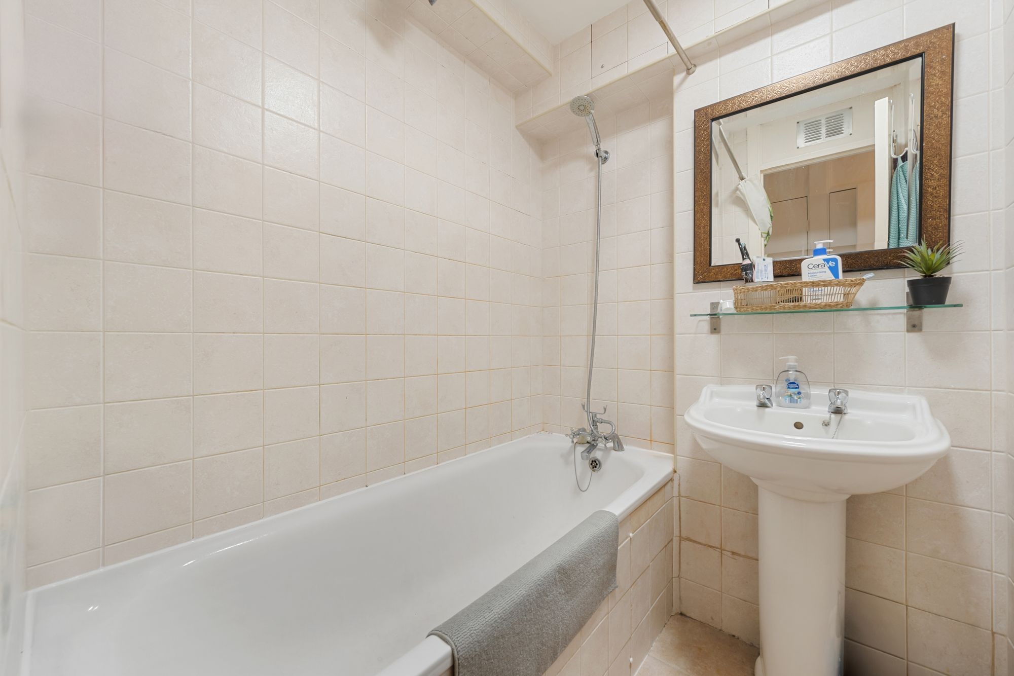 Images for Ashbrook Road, London, N19 EAID:2092695728 BID:a6721746-bd1f-4561-86df-c186f35b52e2