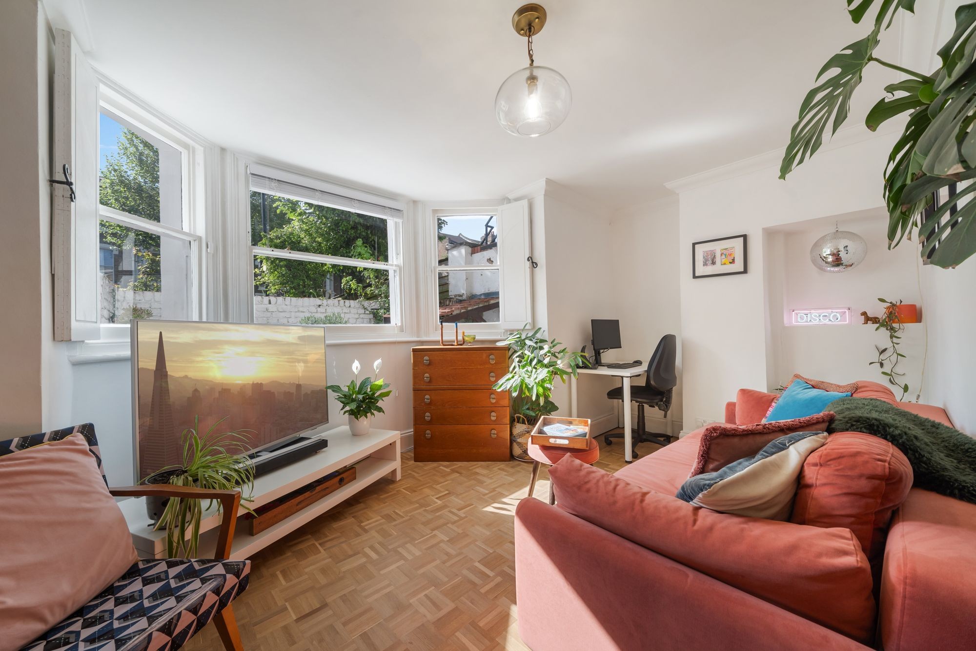 Images for Hanley Road, London, N4 EAID:2092695728 BID:d78cdad6-8851-45ca-b966-38a91e6bb6bf