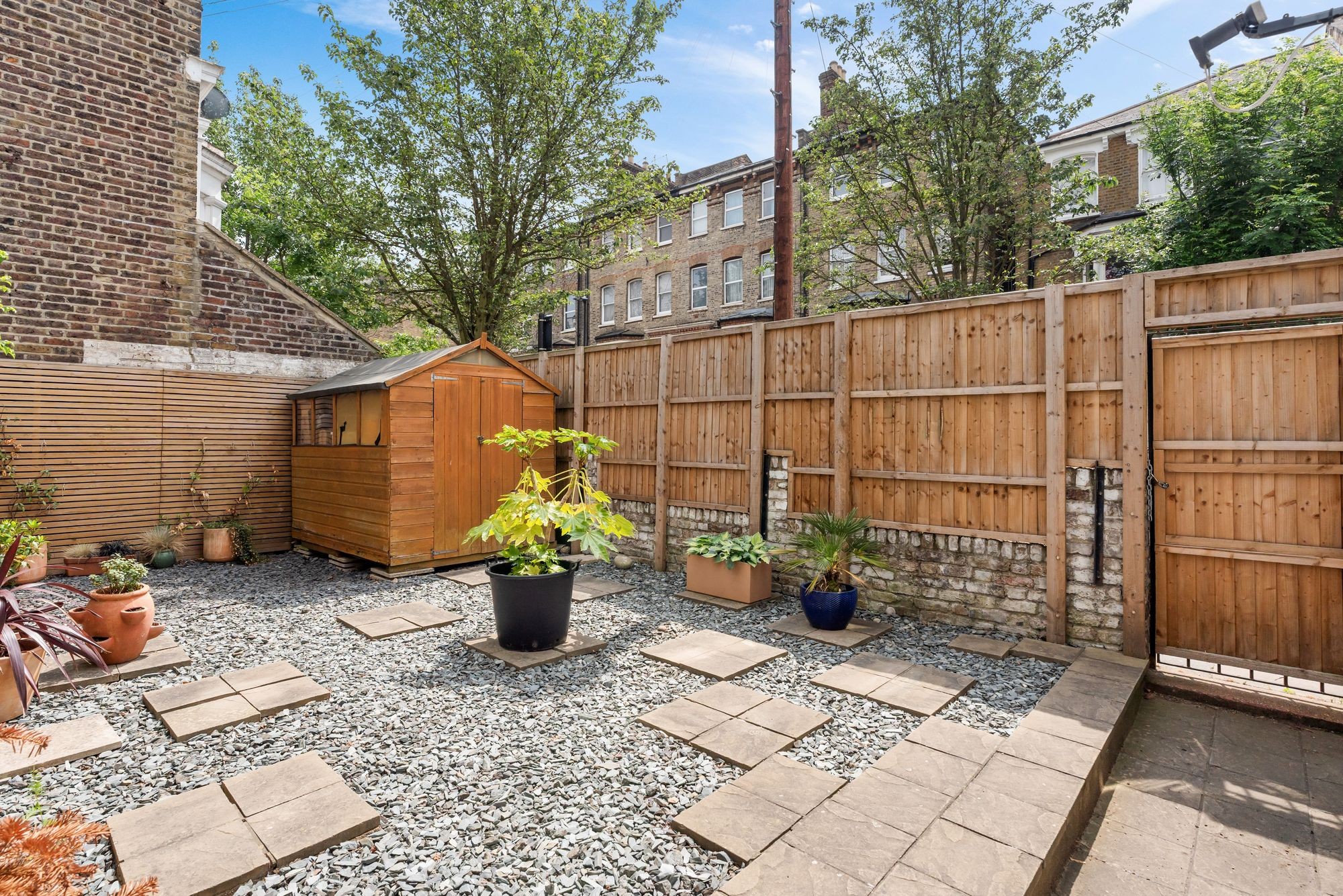 Stonenest Street, London, N4