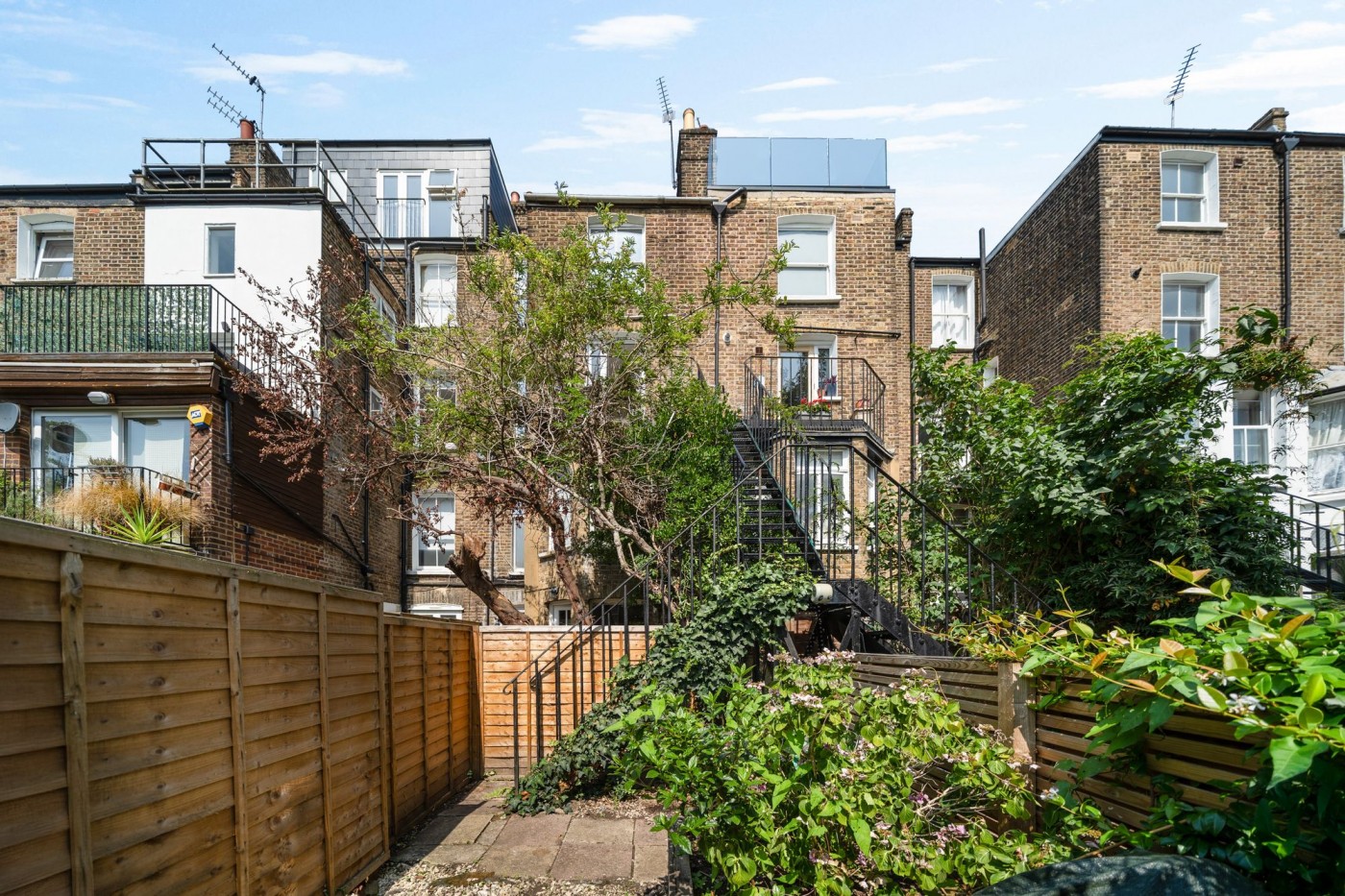Images for Hanley Road, London, N4 EAID:2092695728 BID:d78cdad6-8851-45ca-b966-38a91e6bb6bf