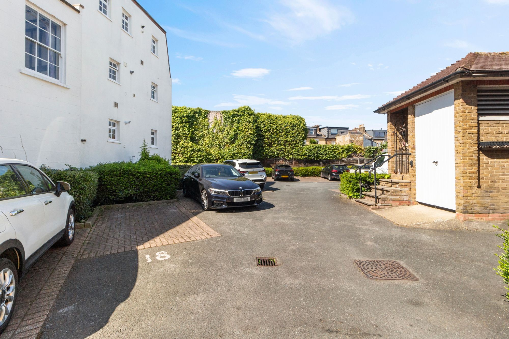Images for Stapleton Hall Road, London, N4 EAID:2092695728 BID:d78cdad6-8851-45ca-b966-38a91e6bb6bf