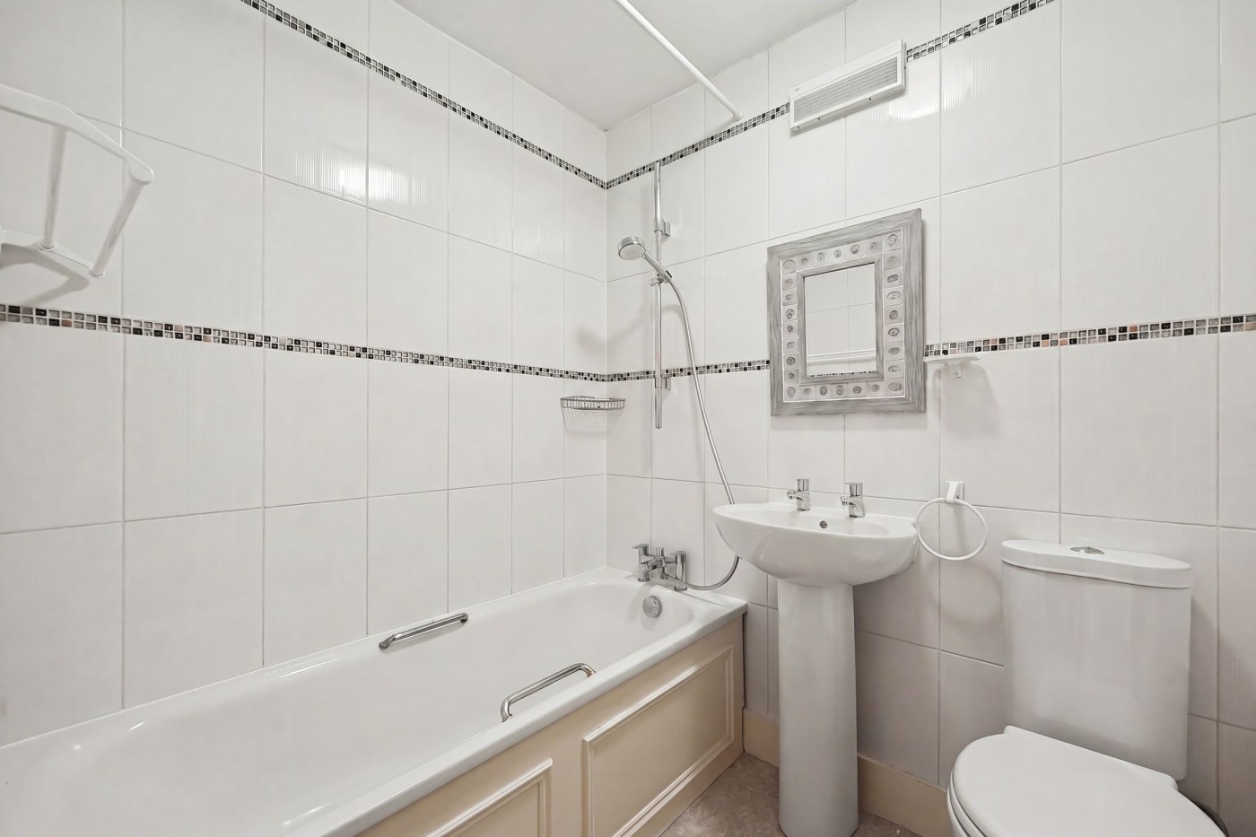 Images for Corbyn Street, London, N4 EAID:2092695728 BID:d78cdad6-8851-45ca-b966-38a91e6bb6bf