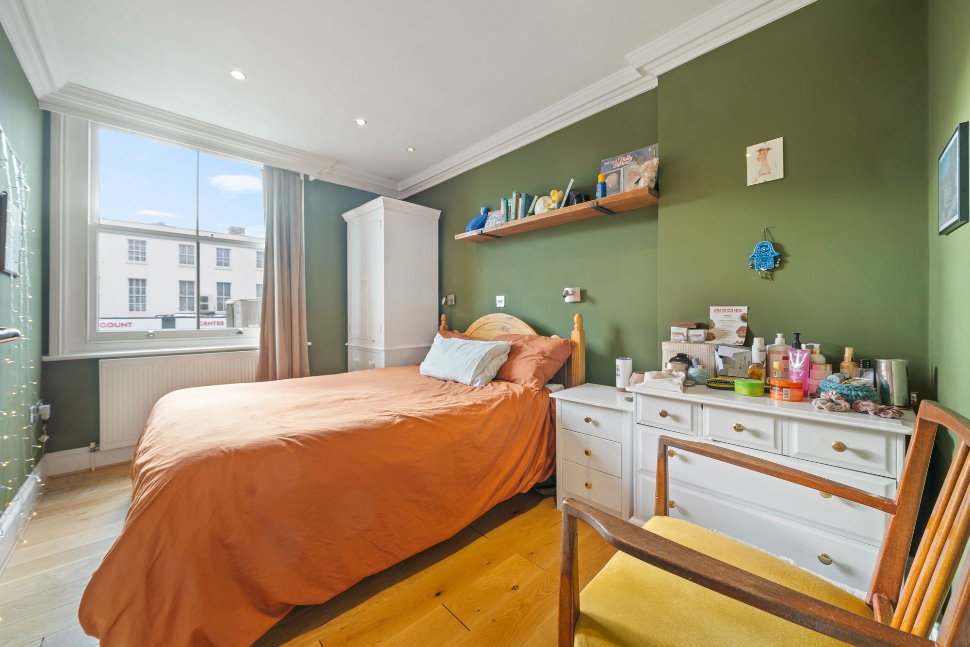 Images for Holloway Road, London, N19 EAID:2092695728 BID:a6721746-bd1f-4561-86df-c186f35b52e2