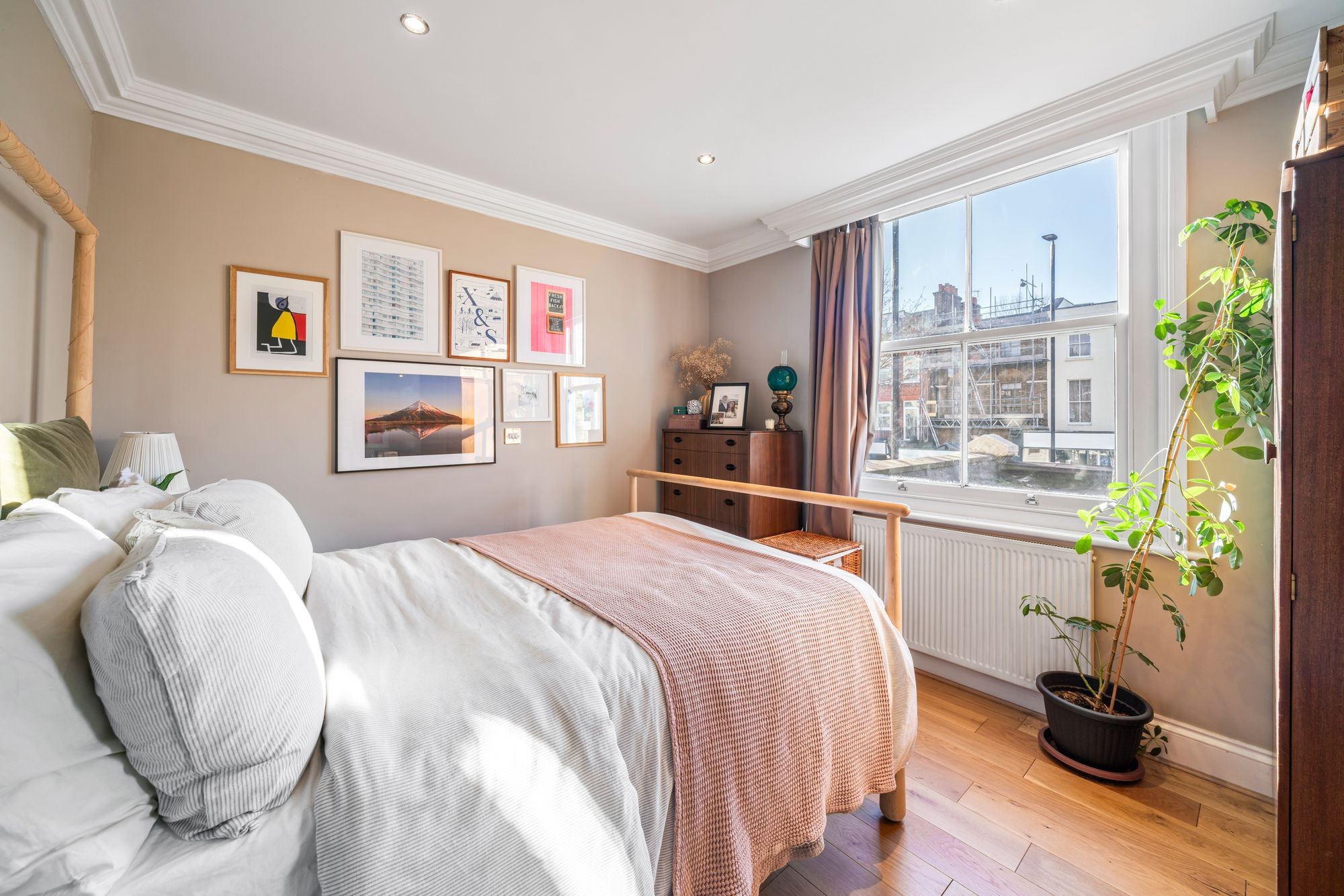 Images for Holloway Road, London, N19 EAID:2092695728 BID:a6721746-bd1f-4561-86df-c186f35b52e2
