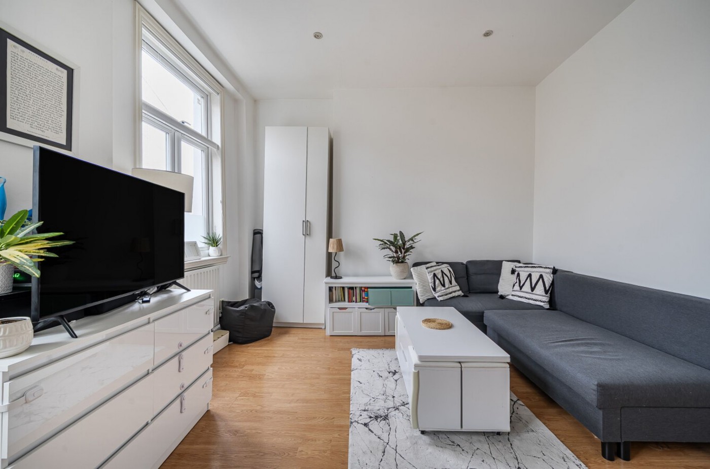 Images for Axminster Road, London, N7 EAID:2092695728 BID:a6721746-bd1f-4561-86df-c186f35b52e2