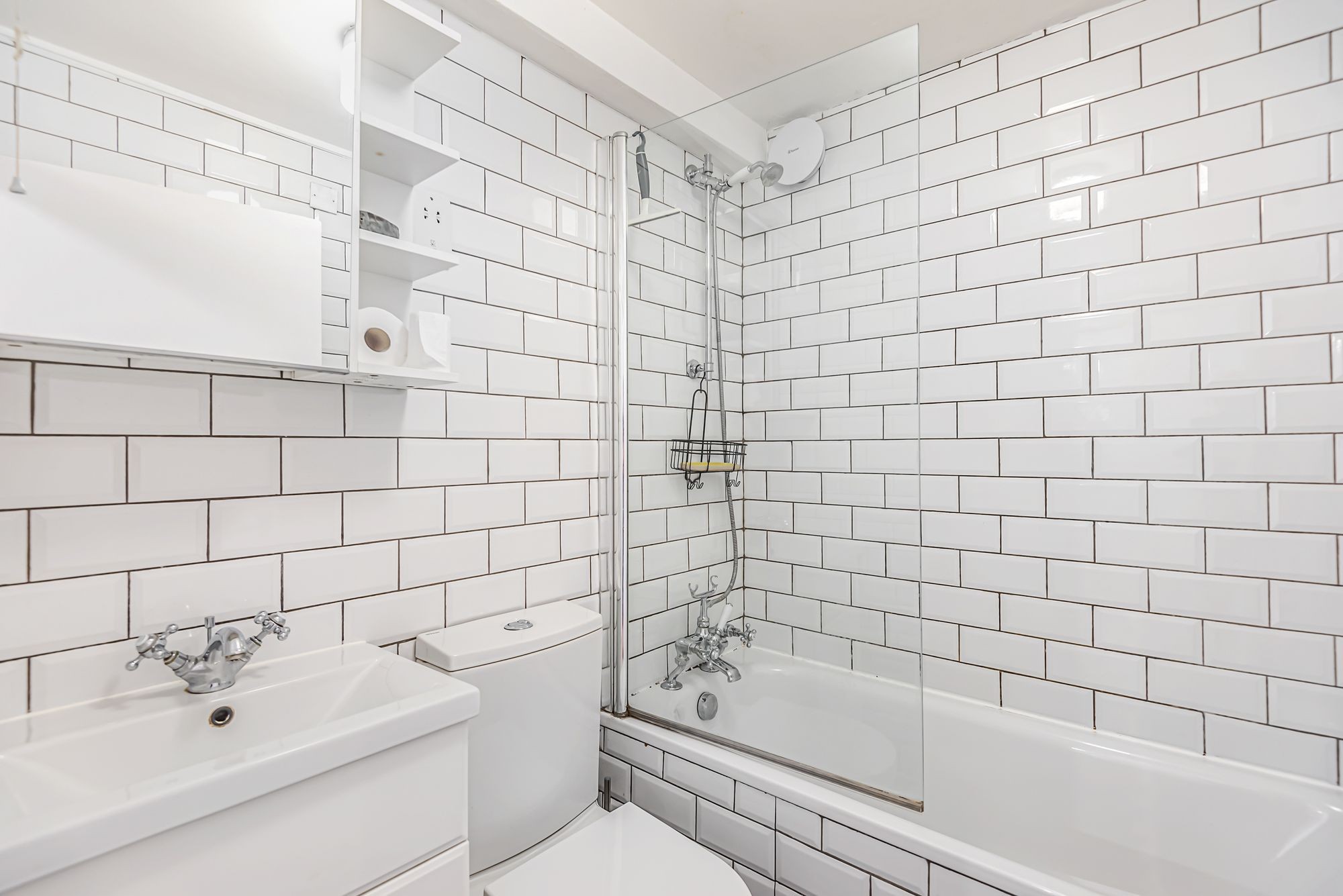Images for Medina Road, London, N7 EAID:2092695728 BID:a6721746-bd1f-4561-86df-c186f35b52e2