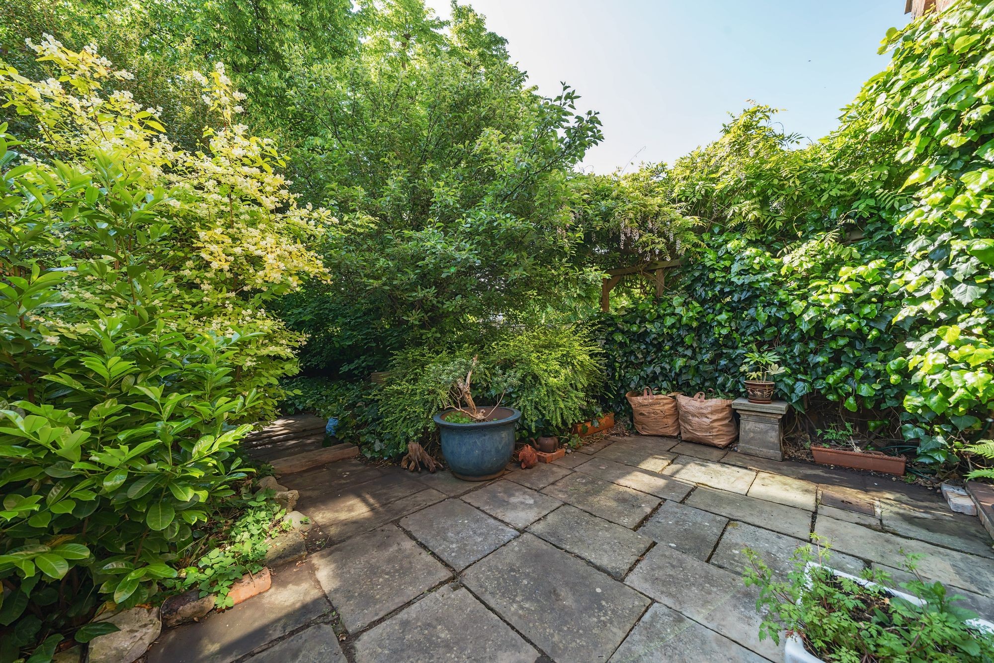 Images for Whitehall Park, London, N19 EAID:2092695728 BID:a6721746-bd1f-4561-86df-c186f35b52e2