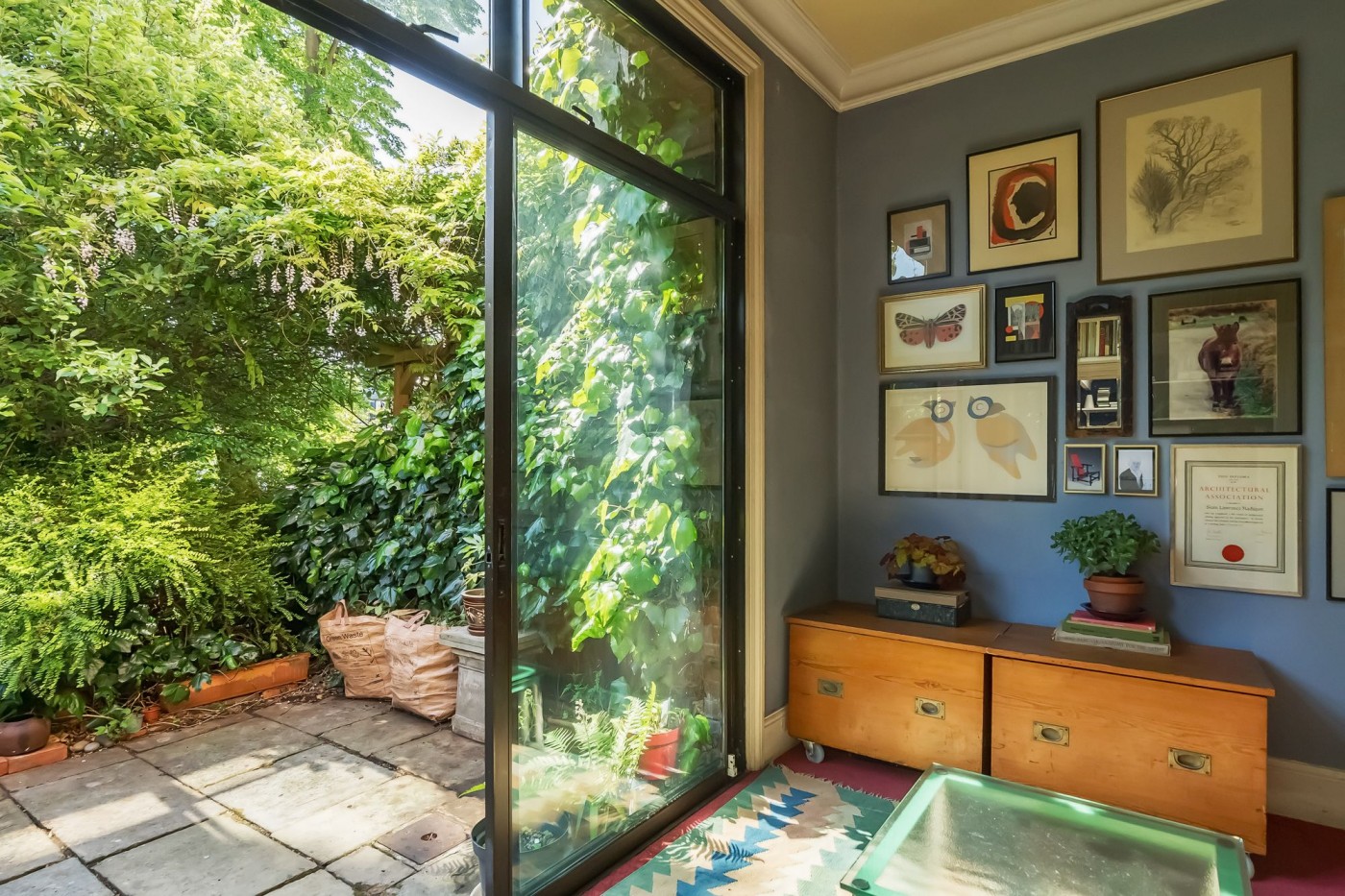 Images for Whitehall Park, London, N19 EAID:2092695728 BID:a6721746-bd1f-4561-86df-c186f35b52e2