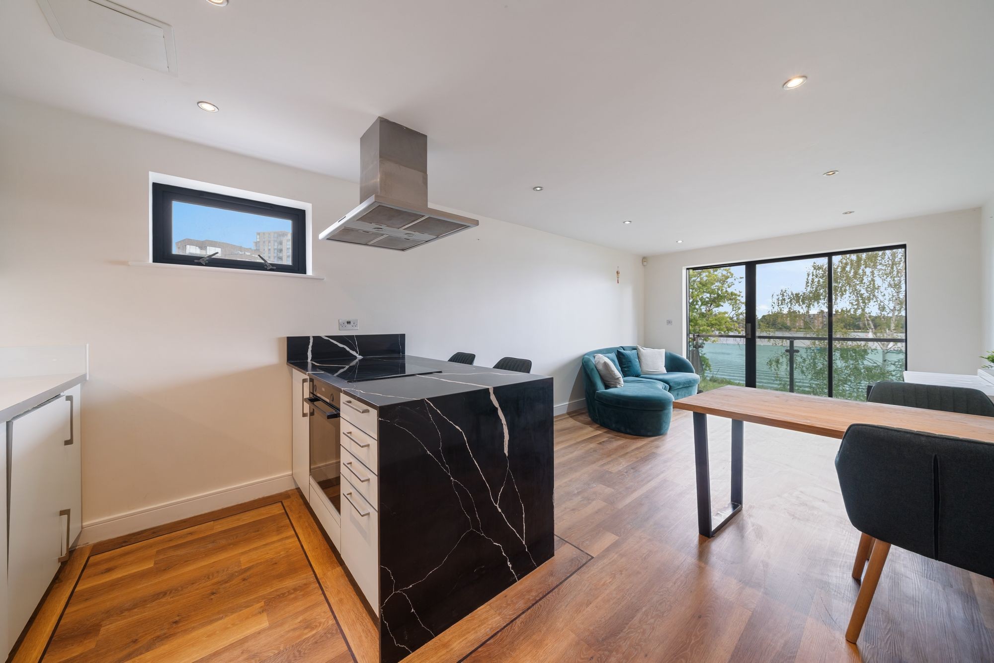 Images for Green Lanes, Watersmeet Place Green Lanes, N4 EAID:2092695728 BID:03b1b085-2c4d-4c75-8eea-20939b8639ac