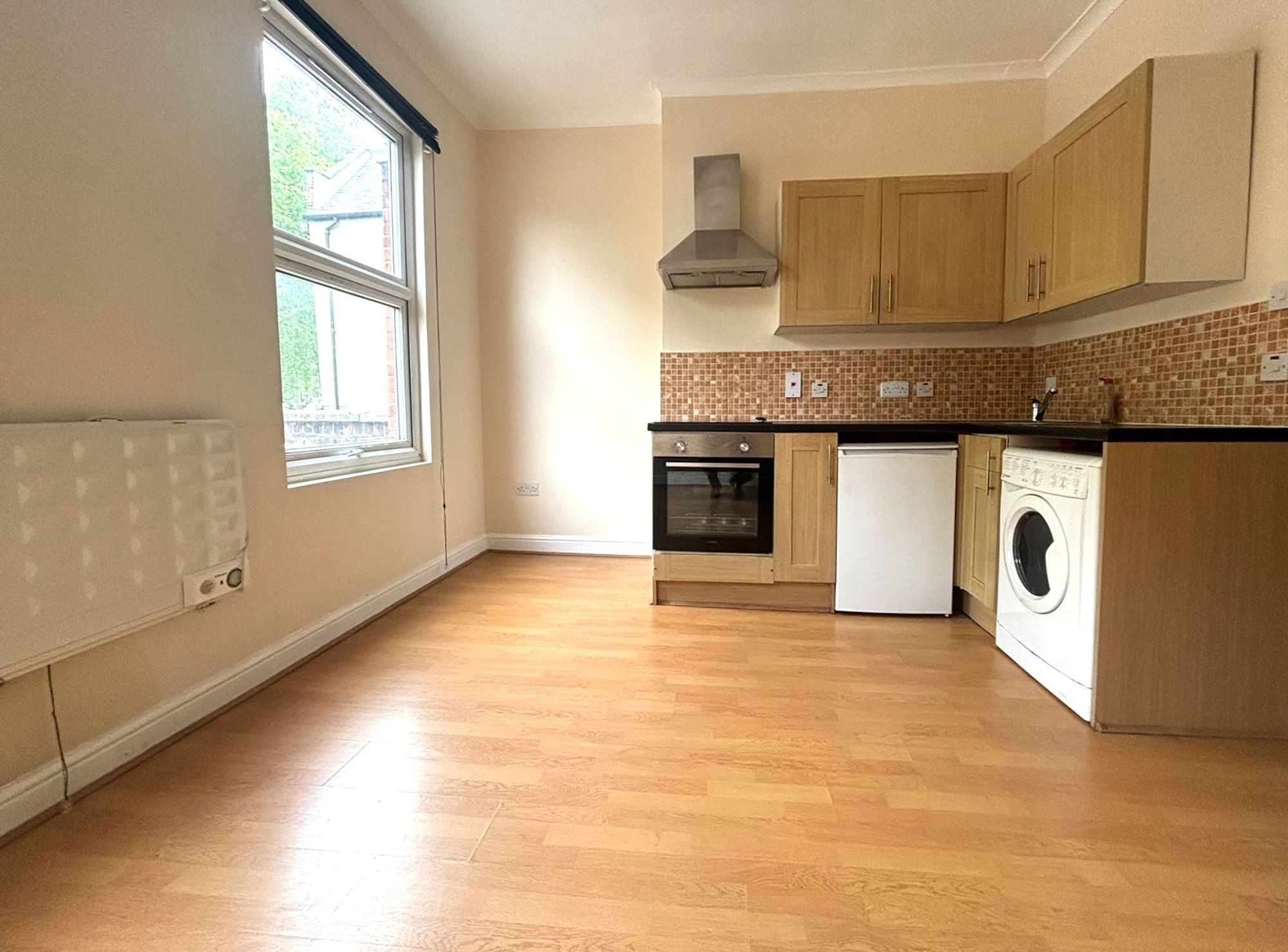Images for Newington Green, London, N16 EAID:2092695728 BID:03b1b085-2c4d-4c75-8eea-20939b8639ac
