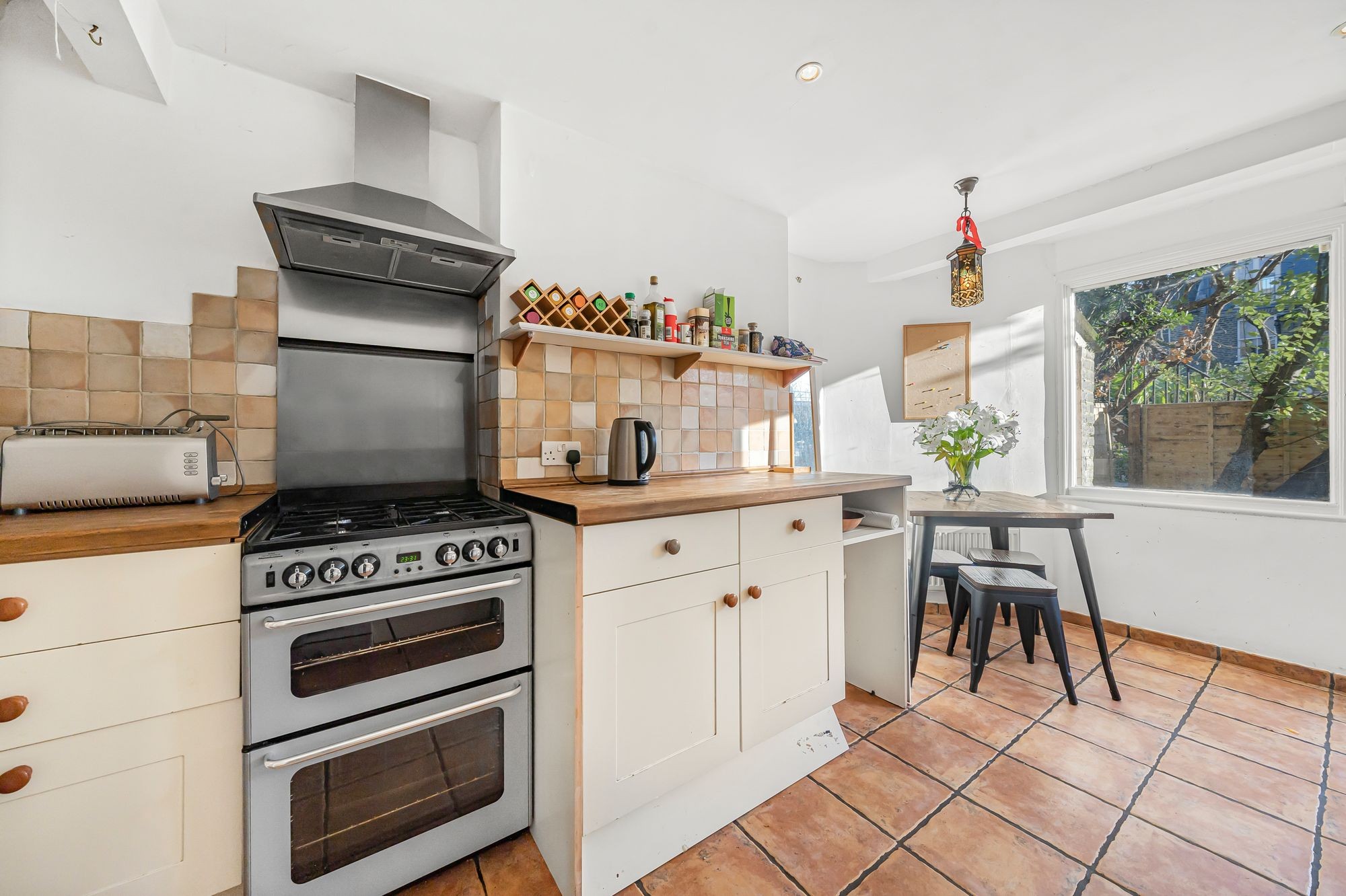 Images for Hanley Road, London, N4 EAID:2092695728 BID:d78cdad6-8851-45ca-b966-38a91e6bb6bf