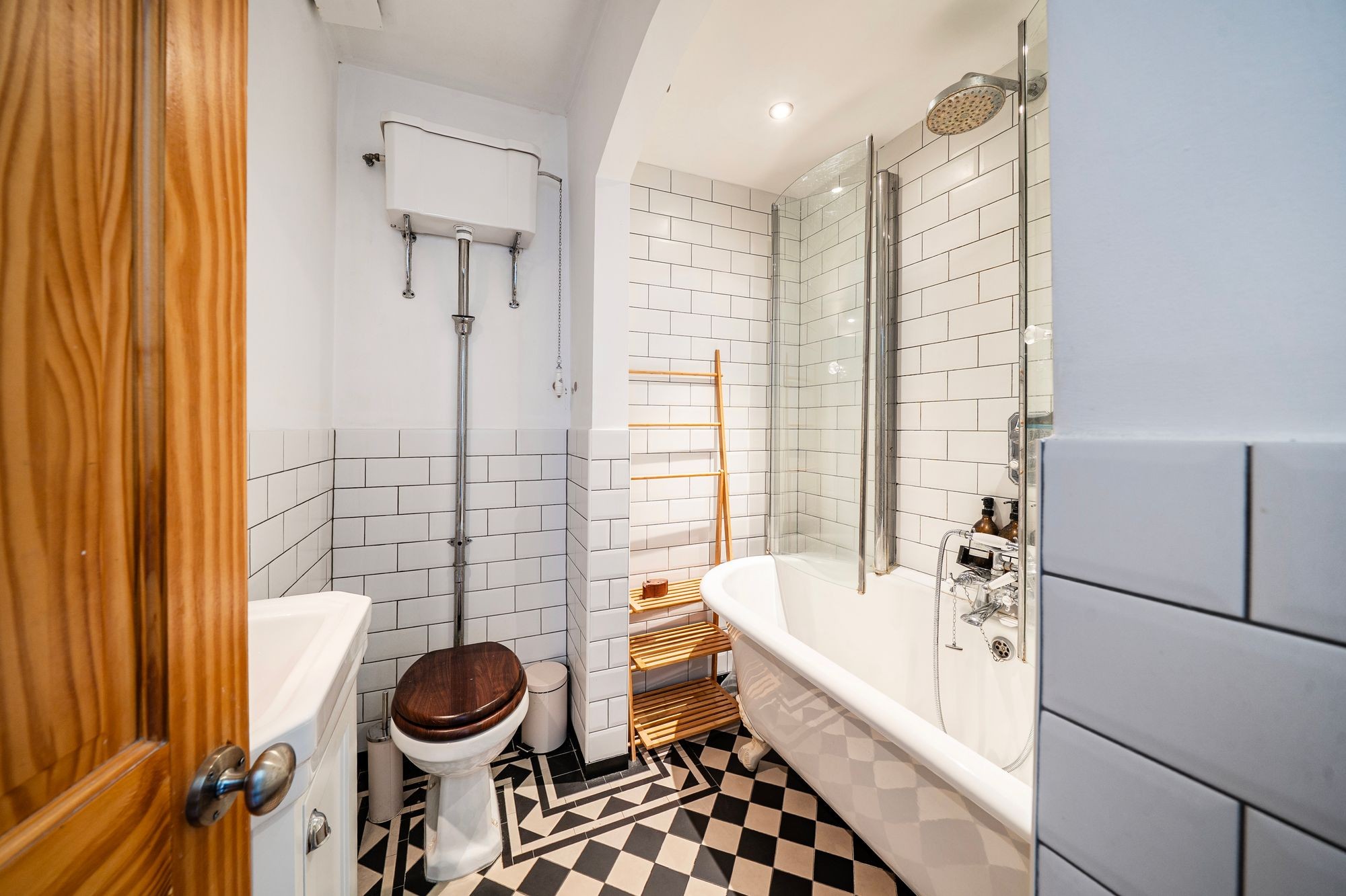 Images for Highgate Hill, London, N19 EAID:2092695728 BID:a6721746-bd1f-4561-86df-c186f35b52e2