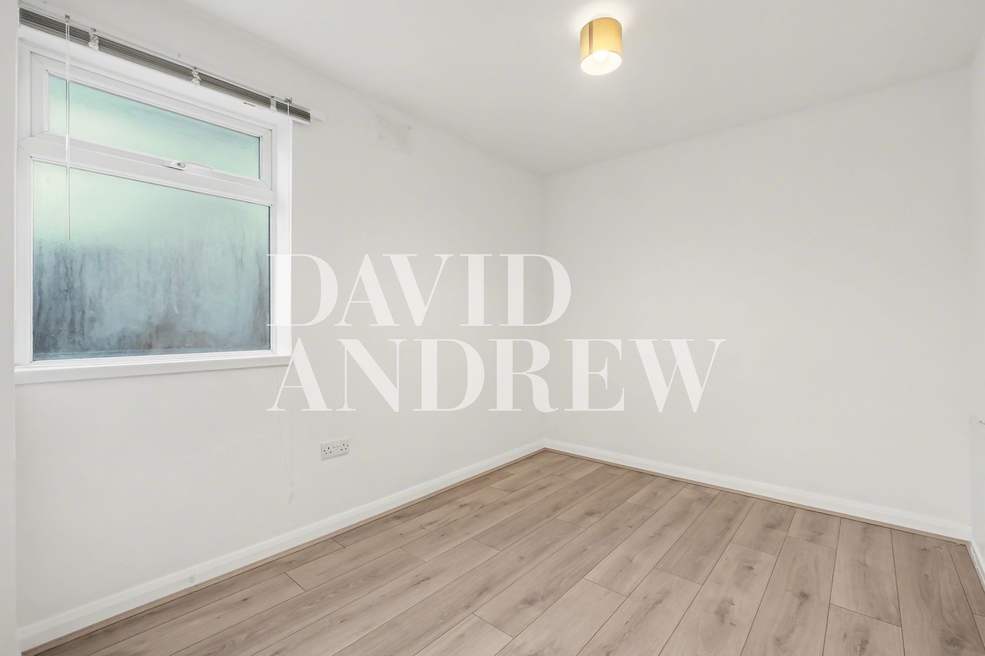 Images for Oakleigh Road North, London, N20 EAID:2092695728 BID:d78cdad6-8851-45ca-b966-38a91e6bb6bf