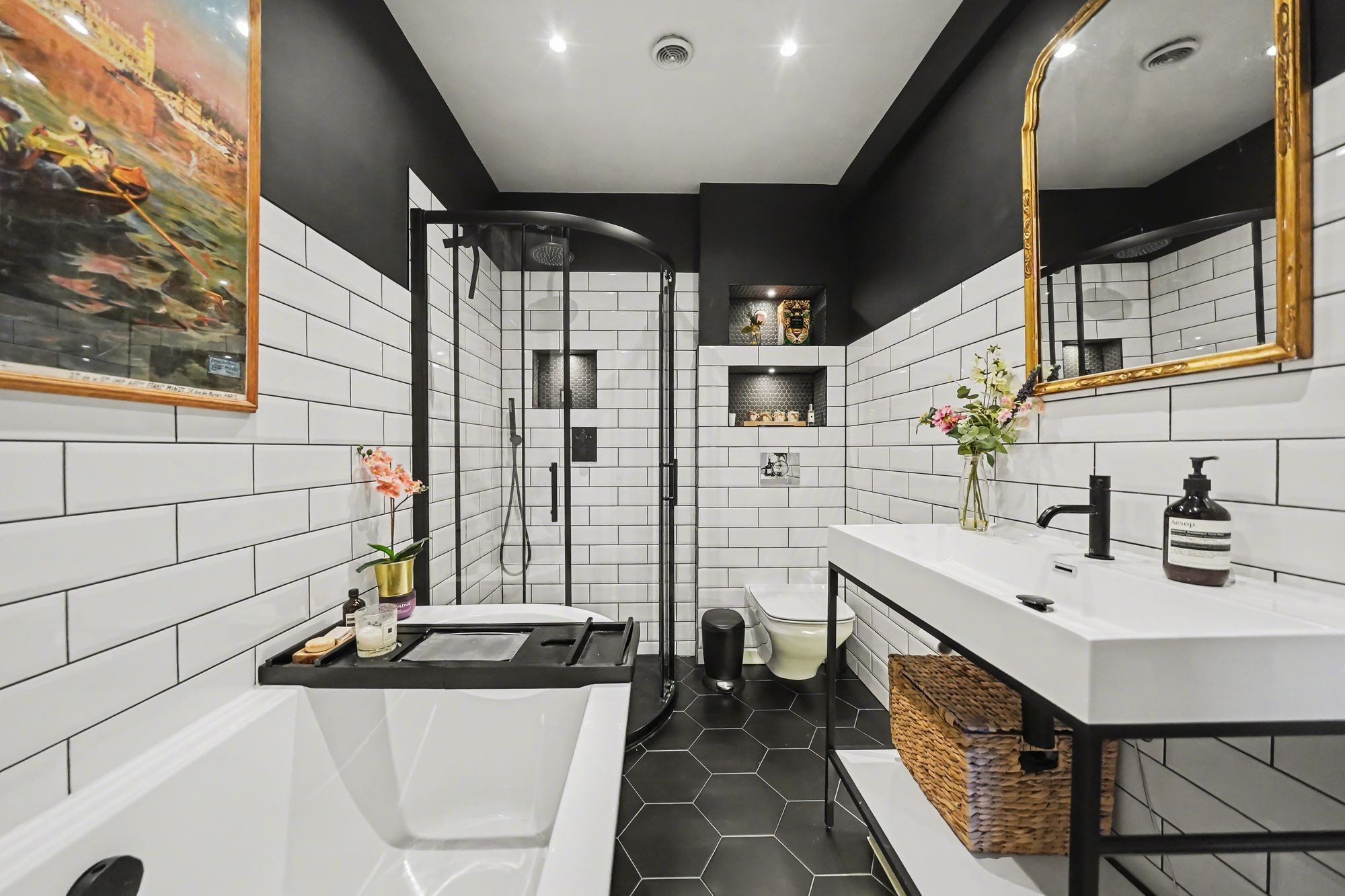 Images for Endymion Road, London, N4 EAID:2092695728 BID:d78cdad6-8851-45ca-b966-38a91e6bb6bf