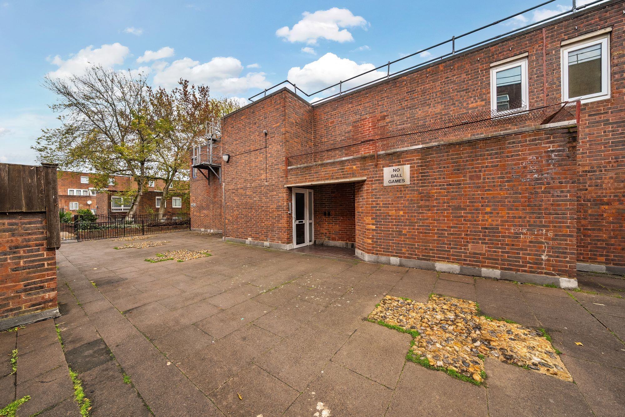 Images for Mowatt Close, London, N19 EAID:2092695728 BID:a6721746-bd1f-4561-86df-c186f35b52e2