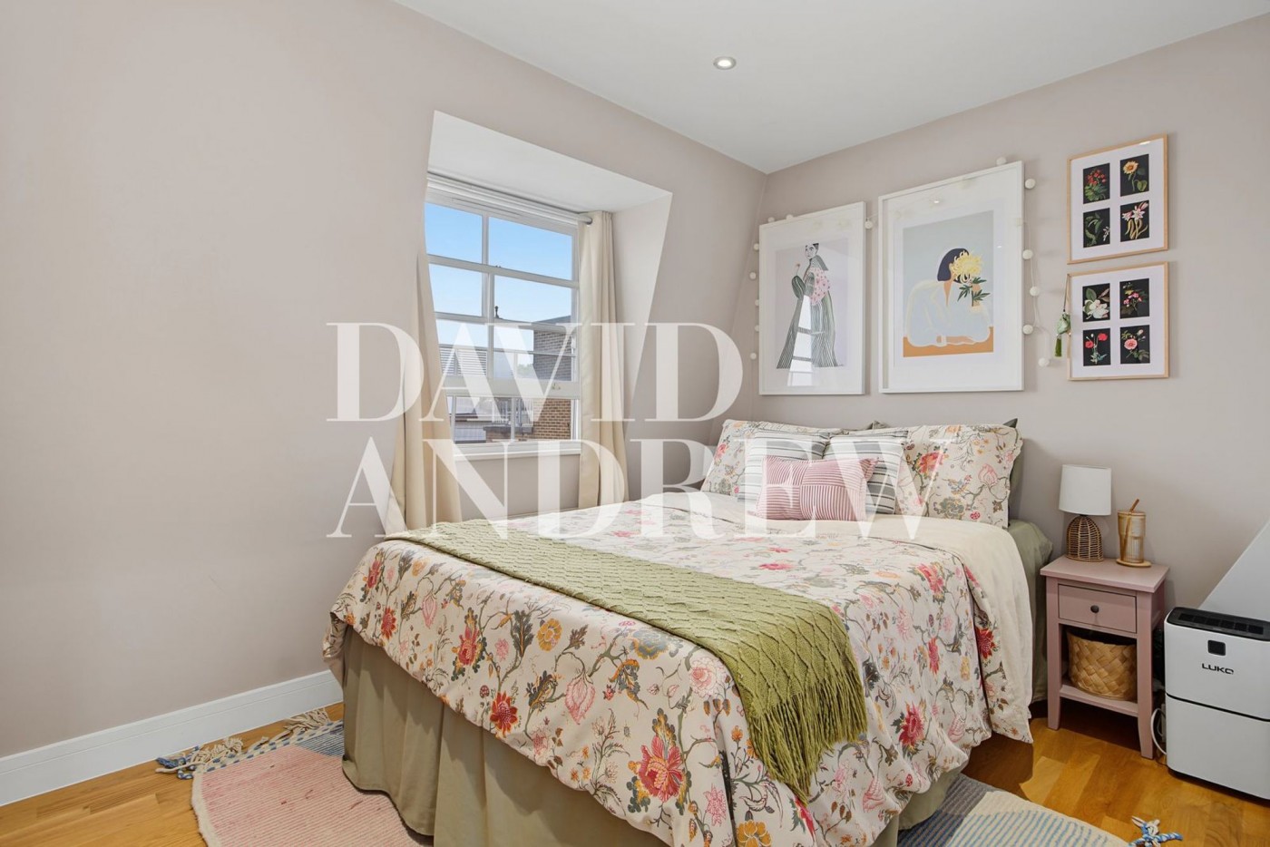 Images for Upper Street, London, N1 EAID:2092695728 BID:03b1b085-2c4d-4c75-8eea-20939b8639ac