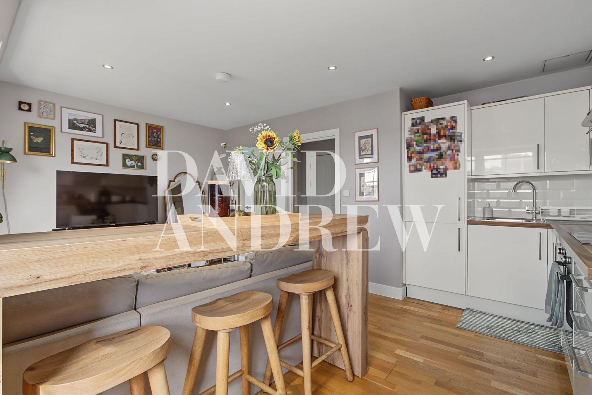 Images for Upper Street, London, N1 EAID:2092695728 BID:03b1b085-2c4d-4c75-8eea-20939b8639ac