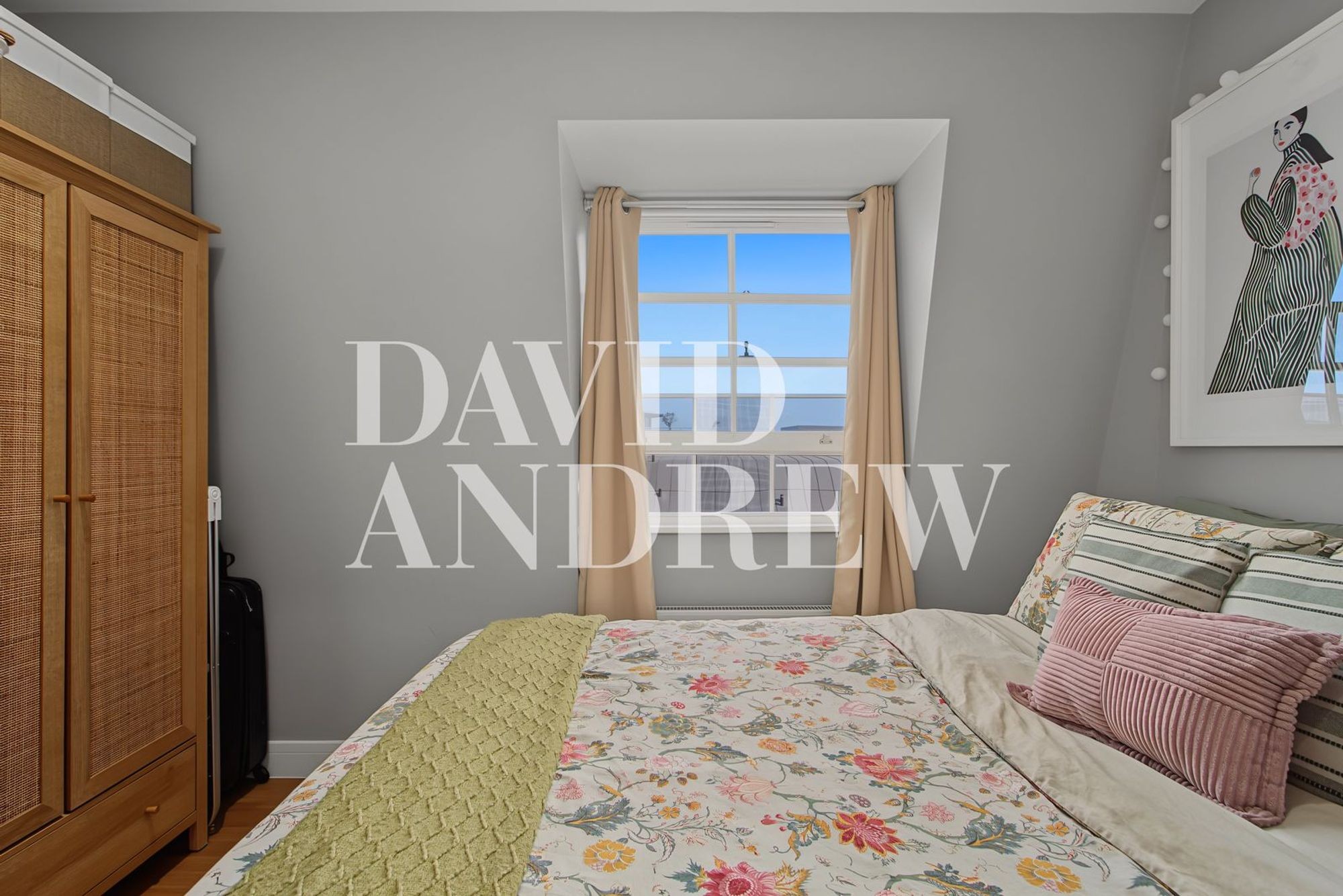 Images for Upper Street, London, N1 EAID:2092695728 BID:03b1b085-2c4d-4c75-8eea-20939b8639ac