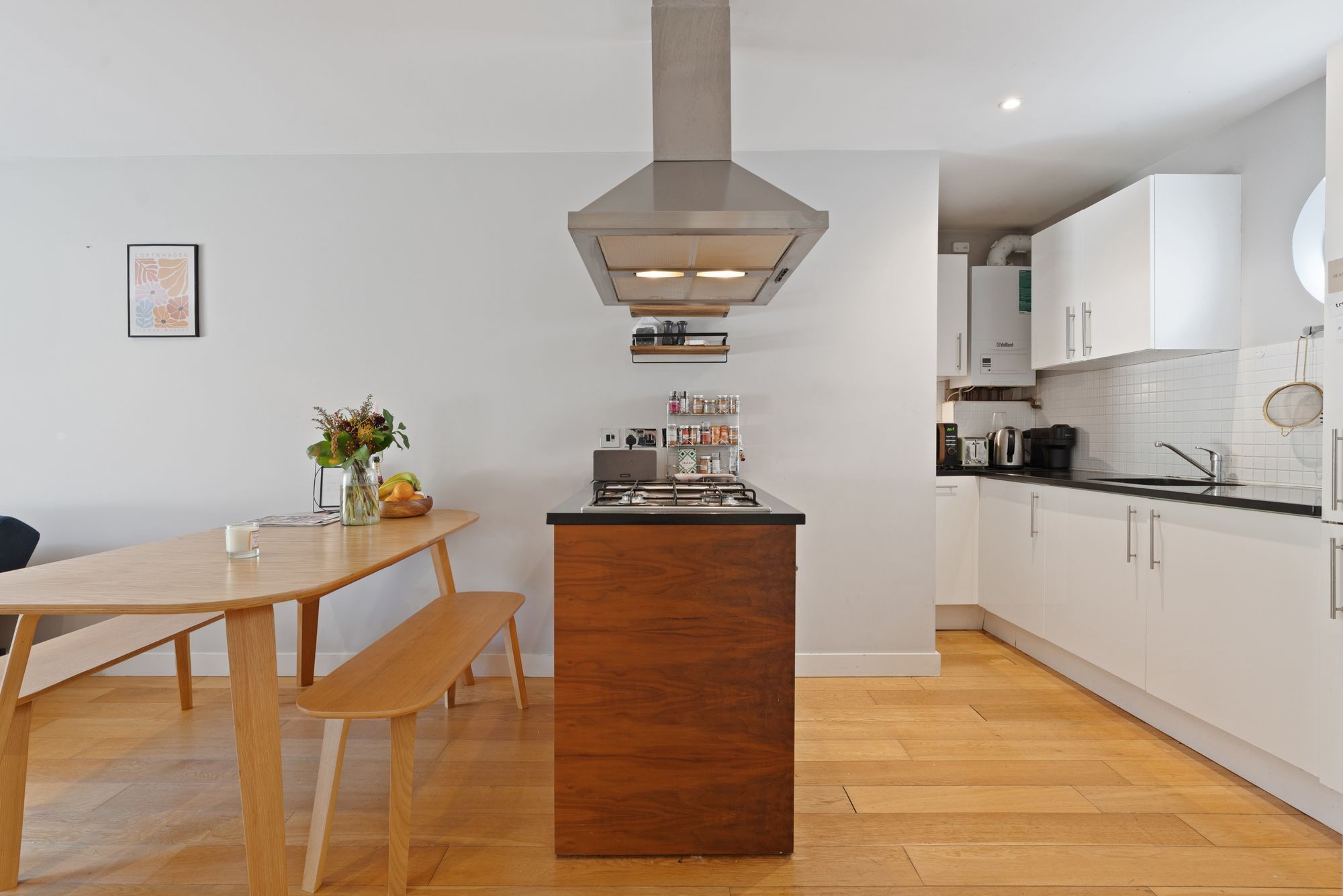 Images for Blackstock Road, London, N5 EAID:2092695728 BID:03b1b085-2c4d-4c75-8eea-20939b8639ac