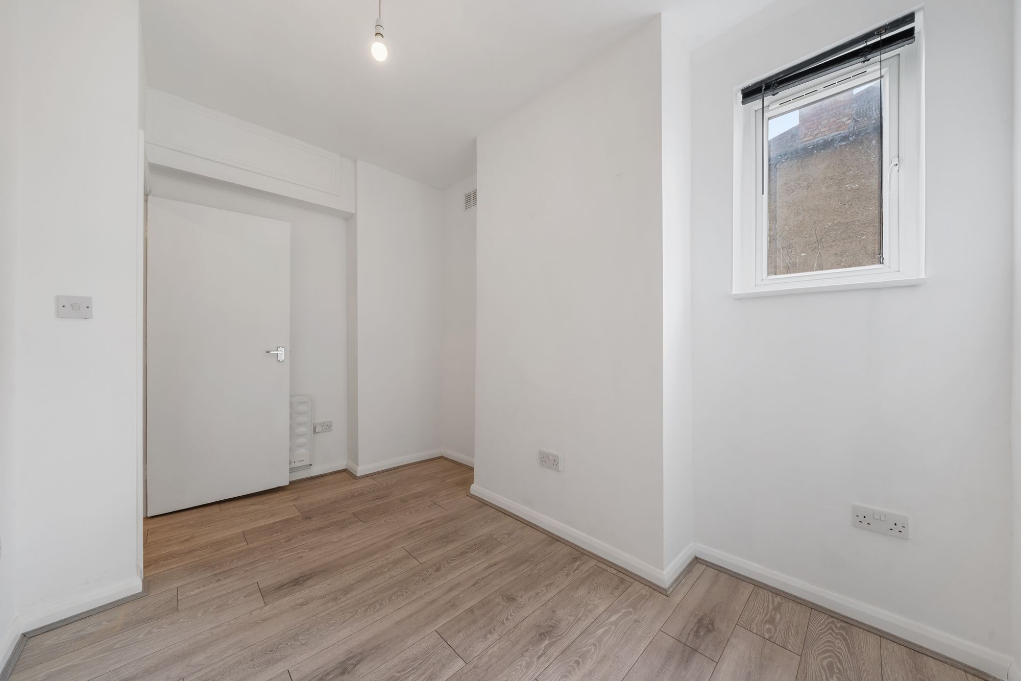 Images for Oakleigh Road North, London, N20 EAID:2092695728 BID:d78cdad6-8851-45ca-b966-38a91e6bb6bf