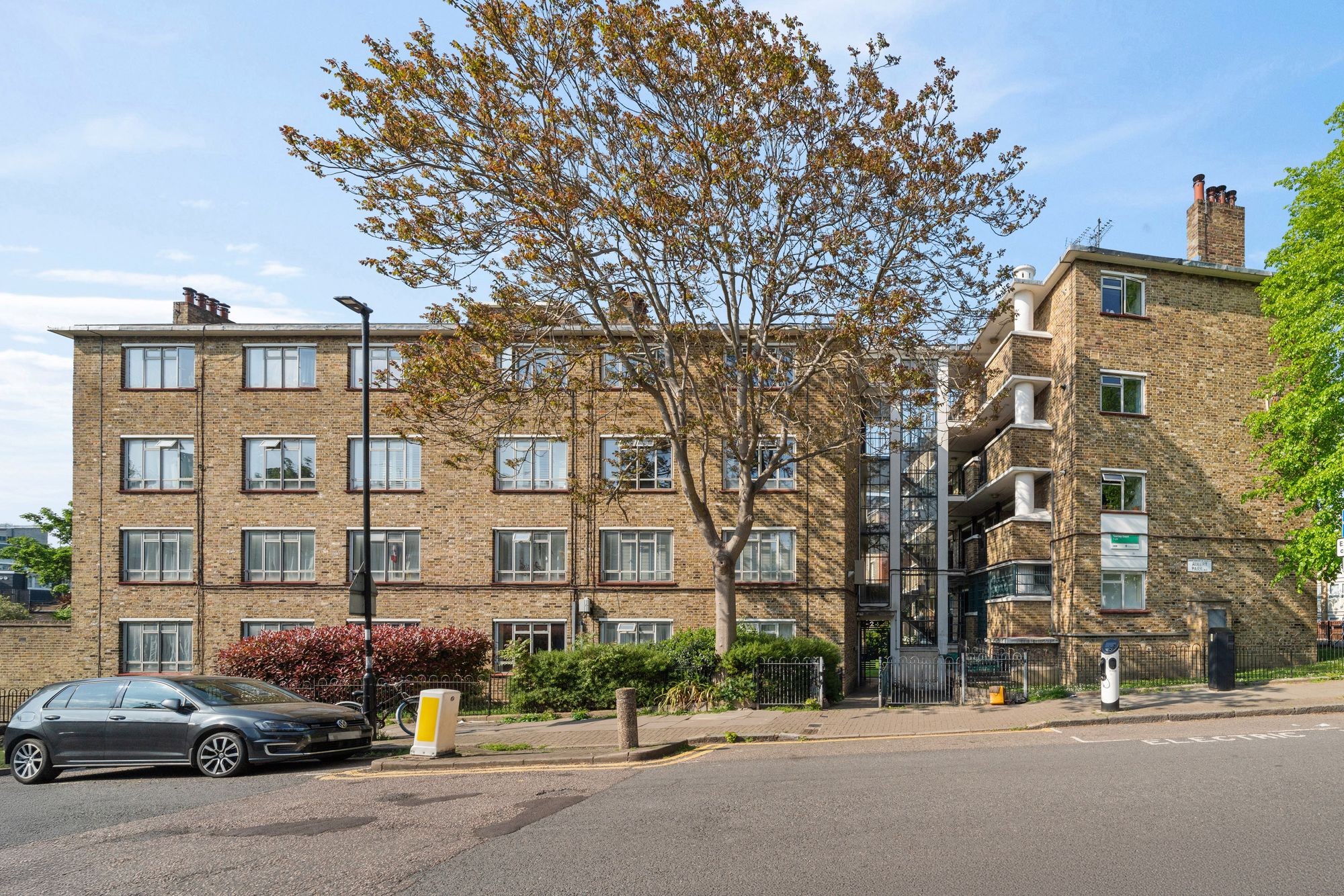 Images for Highbury Hill, Tawney Court Highbury Hill, N5 EAID:2092695728 BID:03b1b085-2c4d-4c75-8eea-20939b8639ac