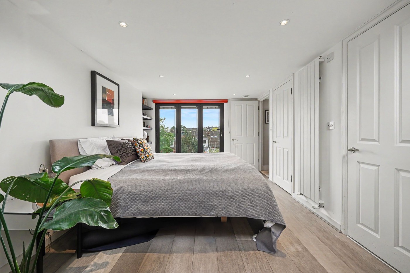Images for Falkland Road, London, N8 EAID:2092695728 BID:d78cdad6-8851-45ca-b966-38a91e6bb6bf