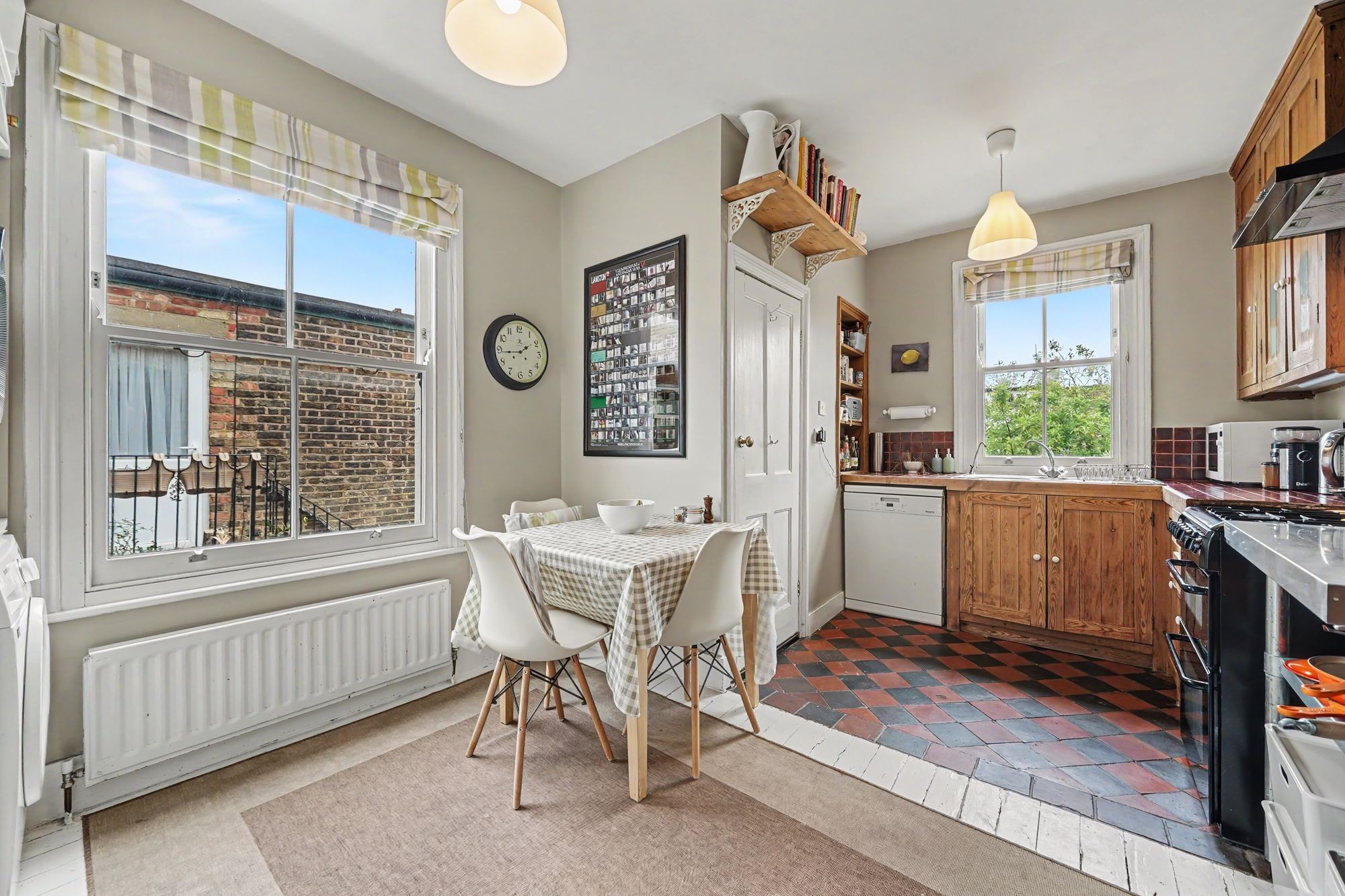 Images for Falkland Road, London, N8 EAID:2092695728 BID:a6721746-bd1f-4561-86df-c186f35b52e2