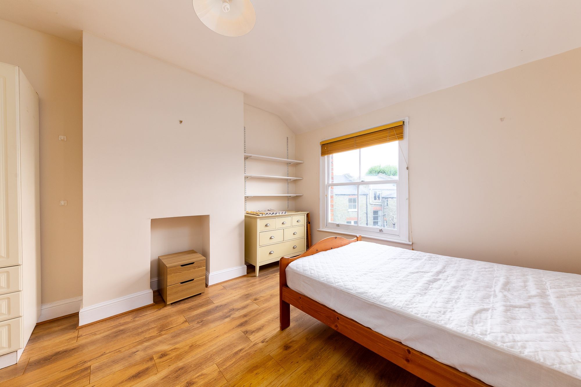 Images for Highbury Park, London, N5 EAID:2092695728 BID:03b1b085-2c4d-4c75-8eea-20939b8639ac