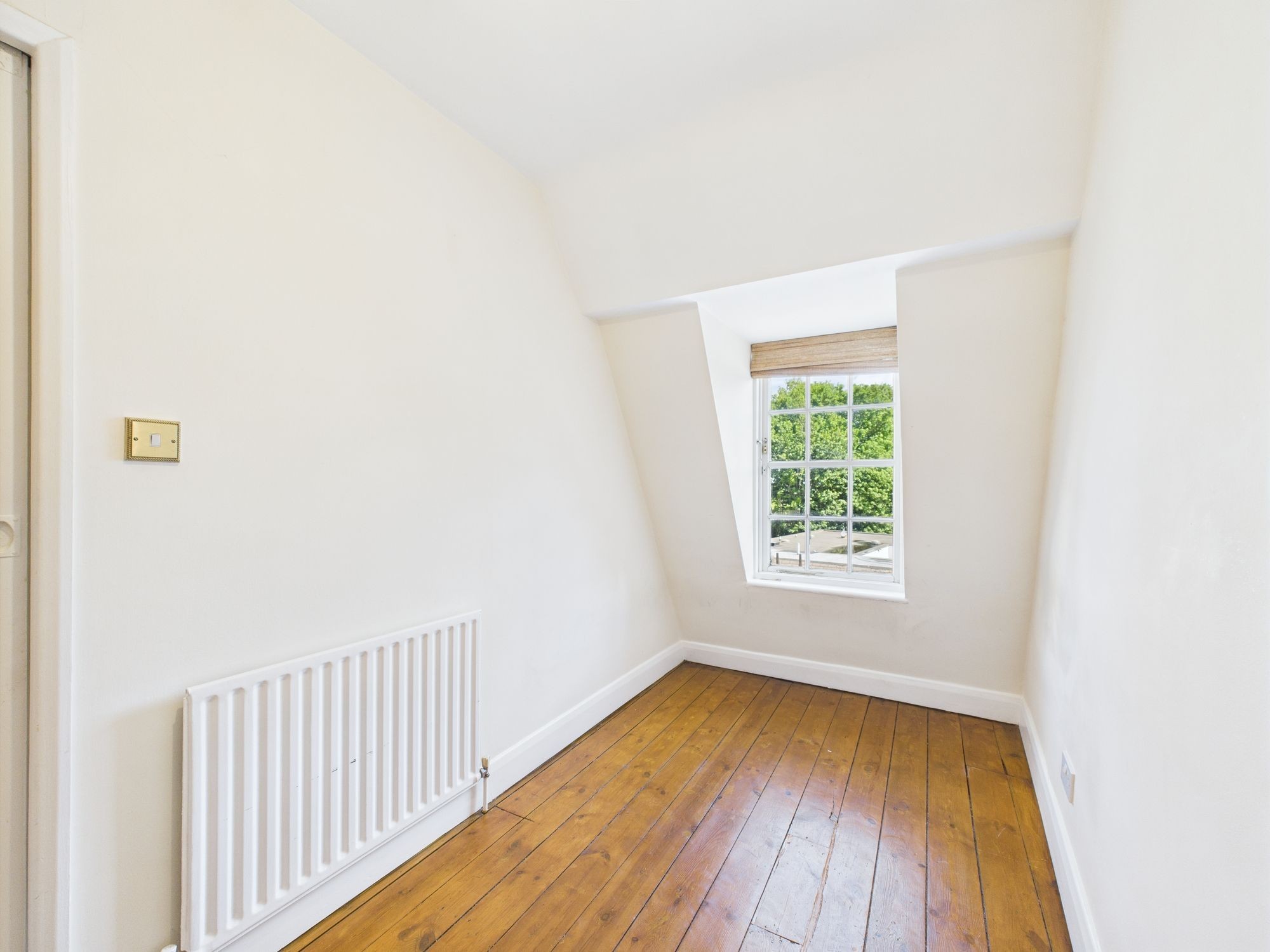 Images for Highgate High Street, London, N6 EAID:2092695728 BID:a6721746-bd1f-4561-86df-c186f35b52e2