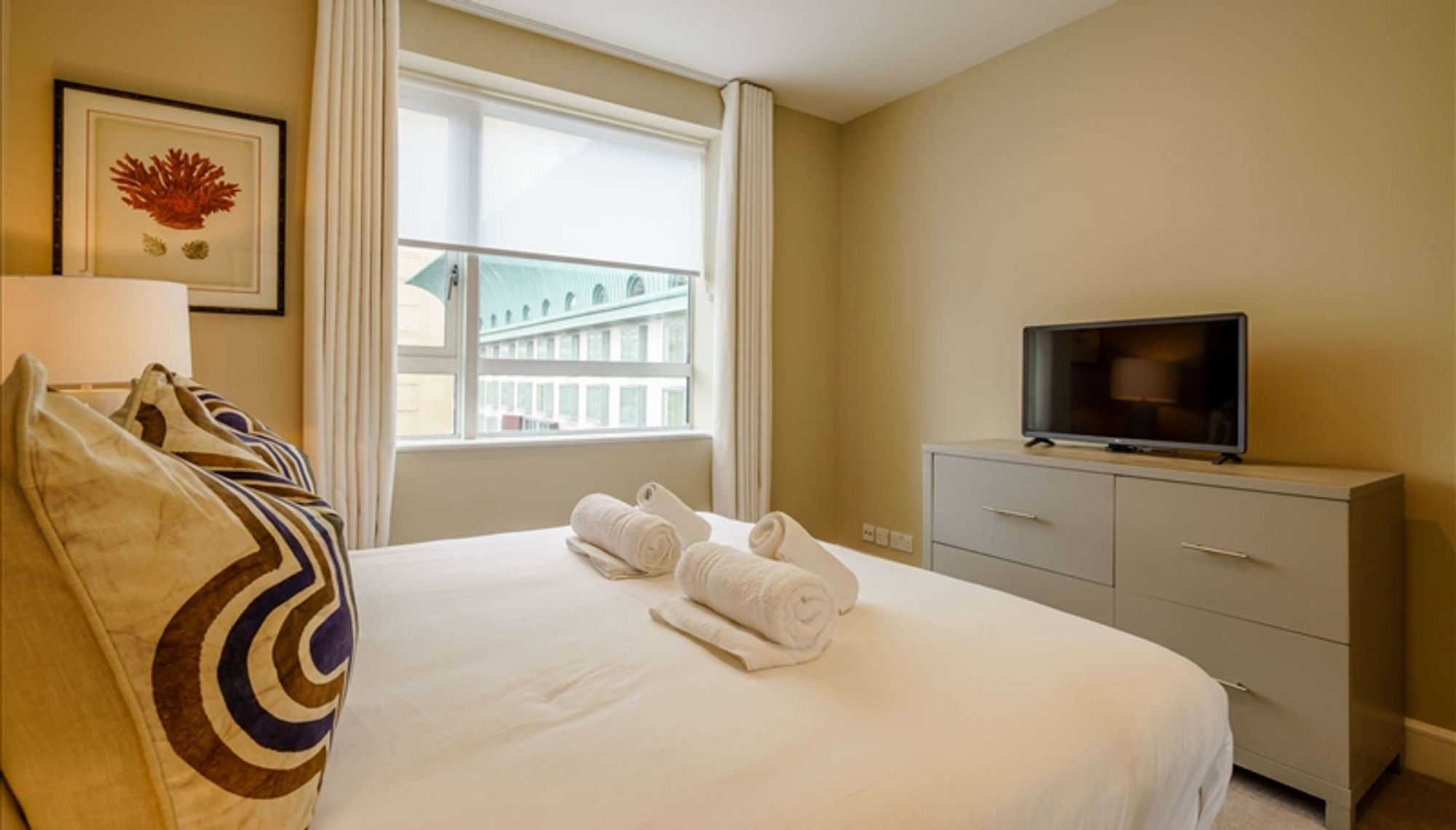 Images for Westferry Circus, London, E14 EAID:2092695728 BID:03b1b085-2c4d-4c75-8eea-20939b8639ac