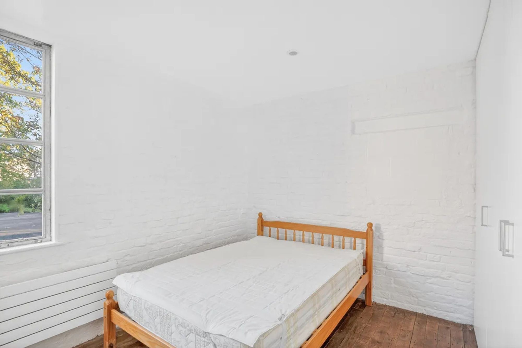 Images for Coleridge Mews, Coleridge Road, N4 EAID:2092695728 BID:d78cdad6-8851-45ca-b966-38a91e6bb6bf