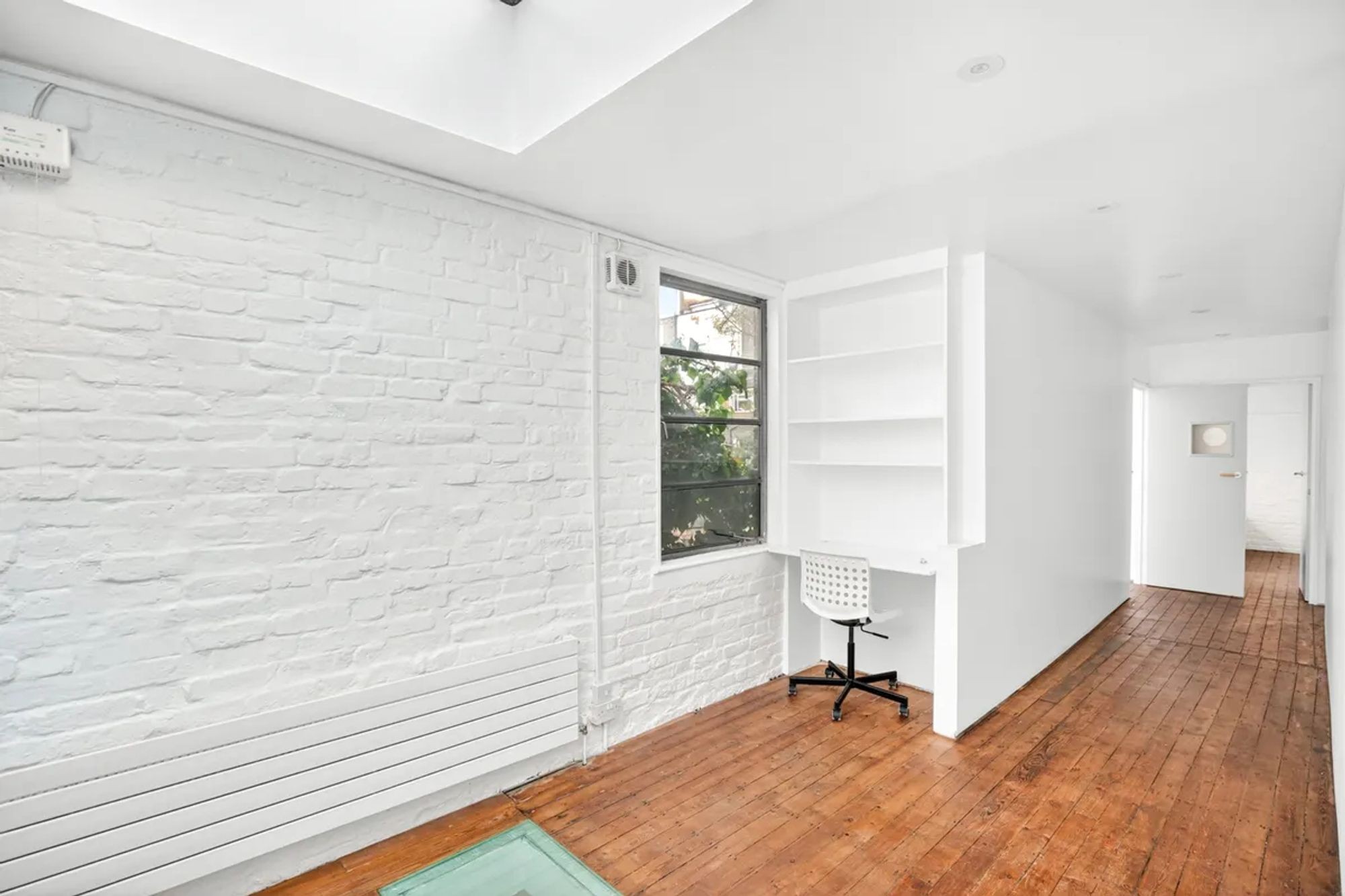 Images for Coleridge Mews, Coleridge Road, N4 EAID:2092695728 BID:d78cdad6-8851-45ca-b966-38a91e6bb6bf