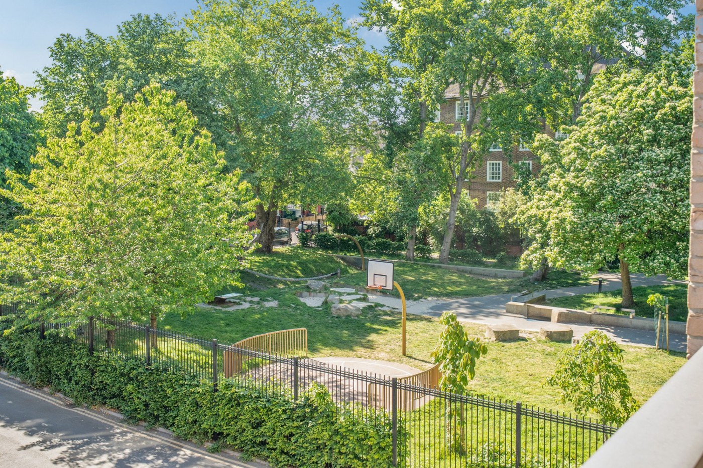 Images for Holloway Road, London, N7 EAID:2092695728 BID:a6721746-bd1f-4561-86df-c186f35b52e2