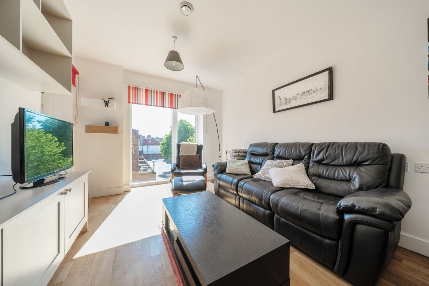 Images for Holloway Road, London, N7 EAID:2092695728 BID:a6721746-bd1f-4561-86df-c186f35b52e2